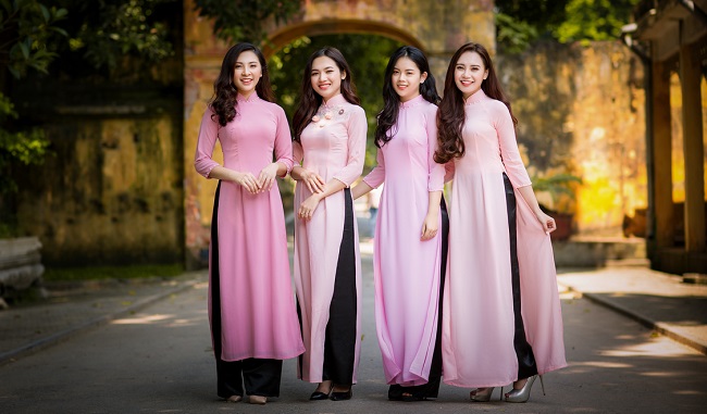 Thuyết minh về chiếc áo dài Việt Nam ngắn gọn 