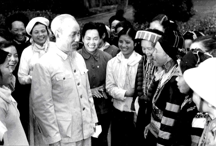 Tư tưởng Hồ Chí Minh về đại đoàn kết toàn dân tộc soi sáng chặng đường phát  triển mới của đất nước