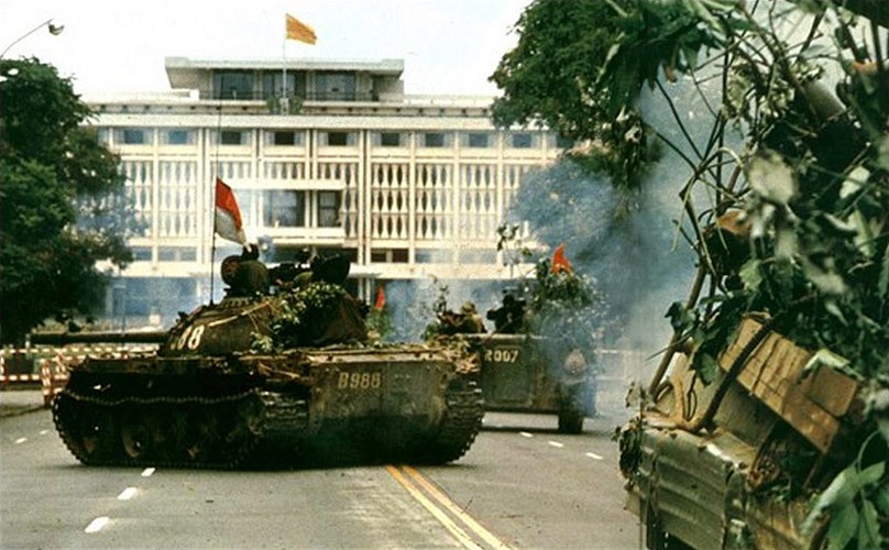 Hào hùng đội hình xe tăng tiến vào giải phóng Sài Gòn - Báo Gia Lai điện tử  - Tin nhanh - Chính xác