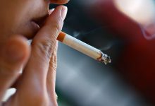 Viết đoạn văn nêu lên tác hại của thuốc lá đối với đời sống con người
