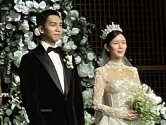 Lễ cưới của Lee Seung Gi, Lee Da In